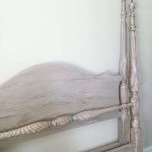 Vintage Four Poster Bed Vintage Four Poster Bed