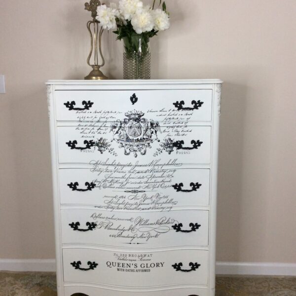 Queen's Glory Dresser-1